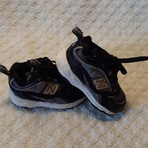 Baby Boy New Balance Tennis Shoes Sz 2